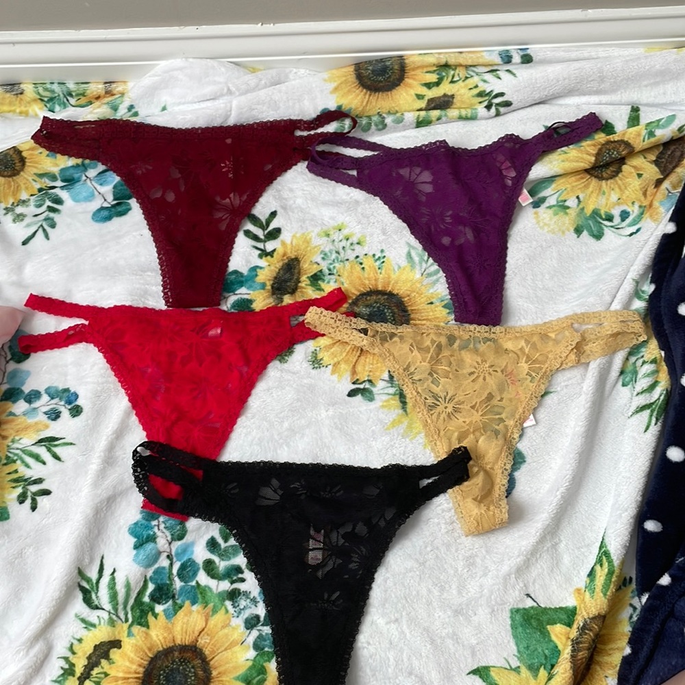 Victorias secret PINK 🌺NEW🌺 5 pc 2-band lace bundle